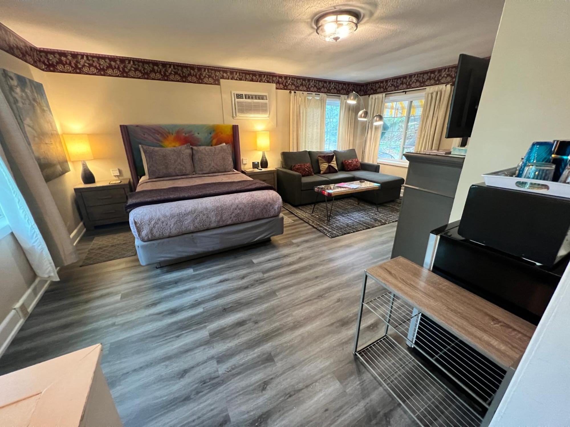 Sherwood Court Cottages & Guest Rooms Eureka Springs Extérieur photo