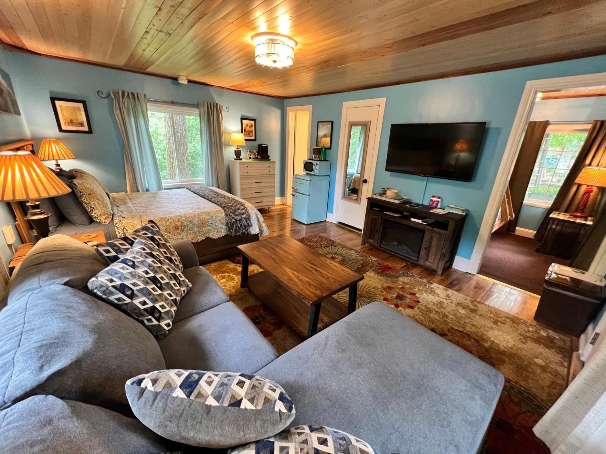Sherwood Court Cottages & Guest Rooms Eureka Springs Extérieur photo