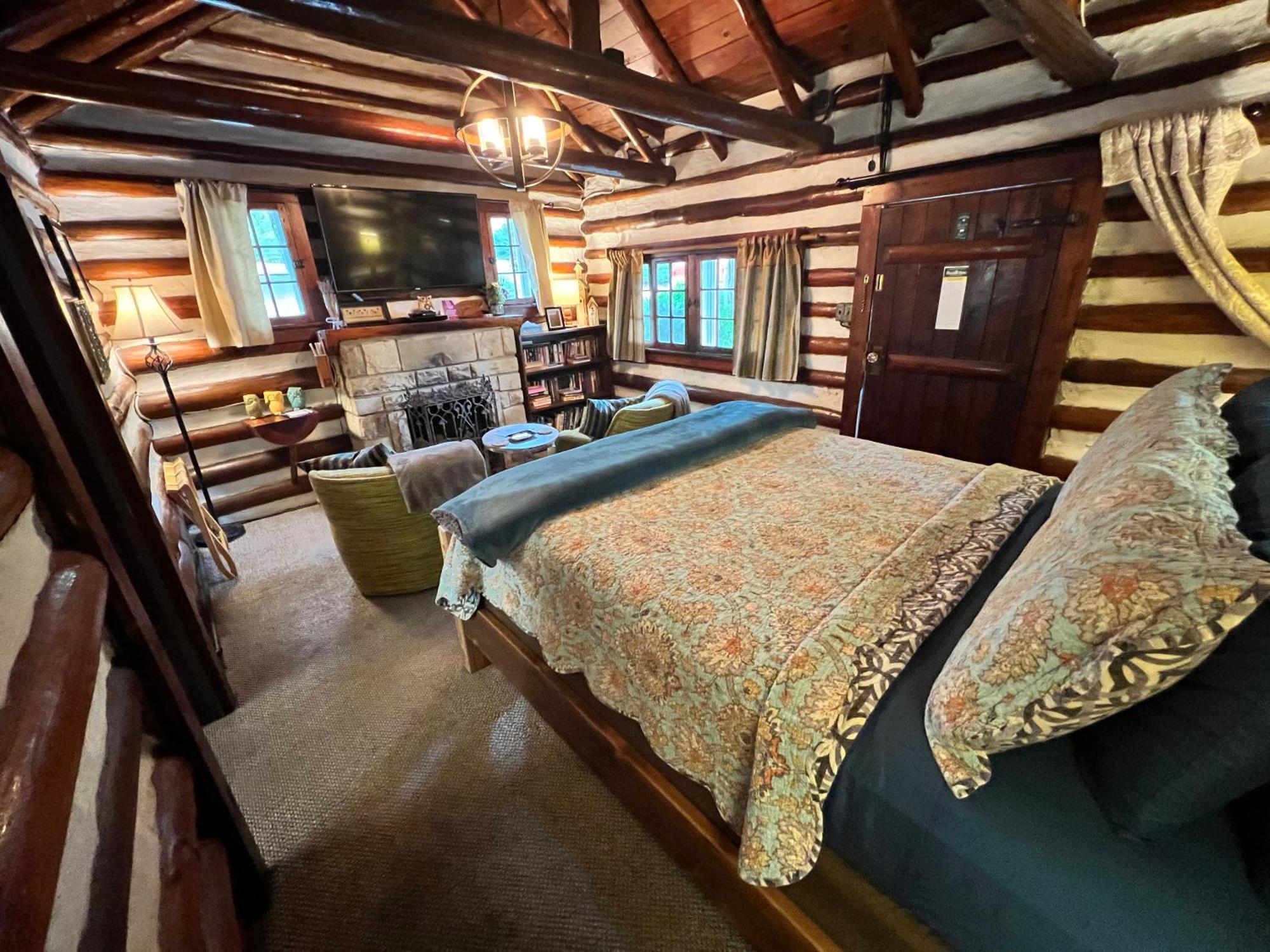 Sherwood Court Cottages & Guest Rooms Eureka Springs Extérieur photo