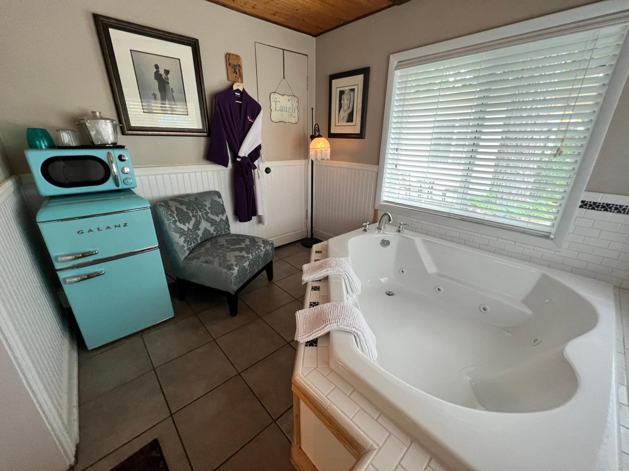 Sherwood Court Cottages & Guest Rooms Eureka Springs Extérieur photo