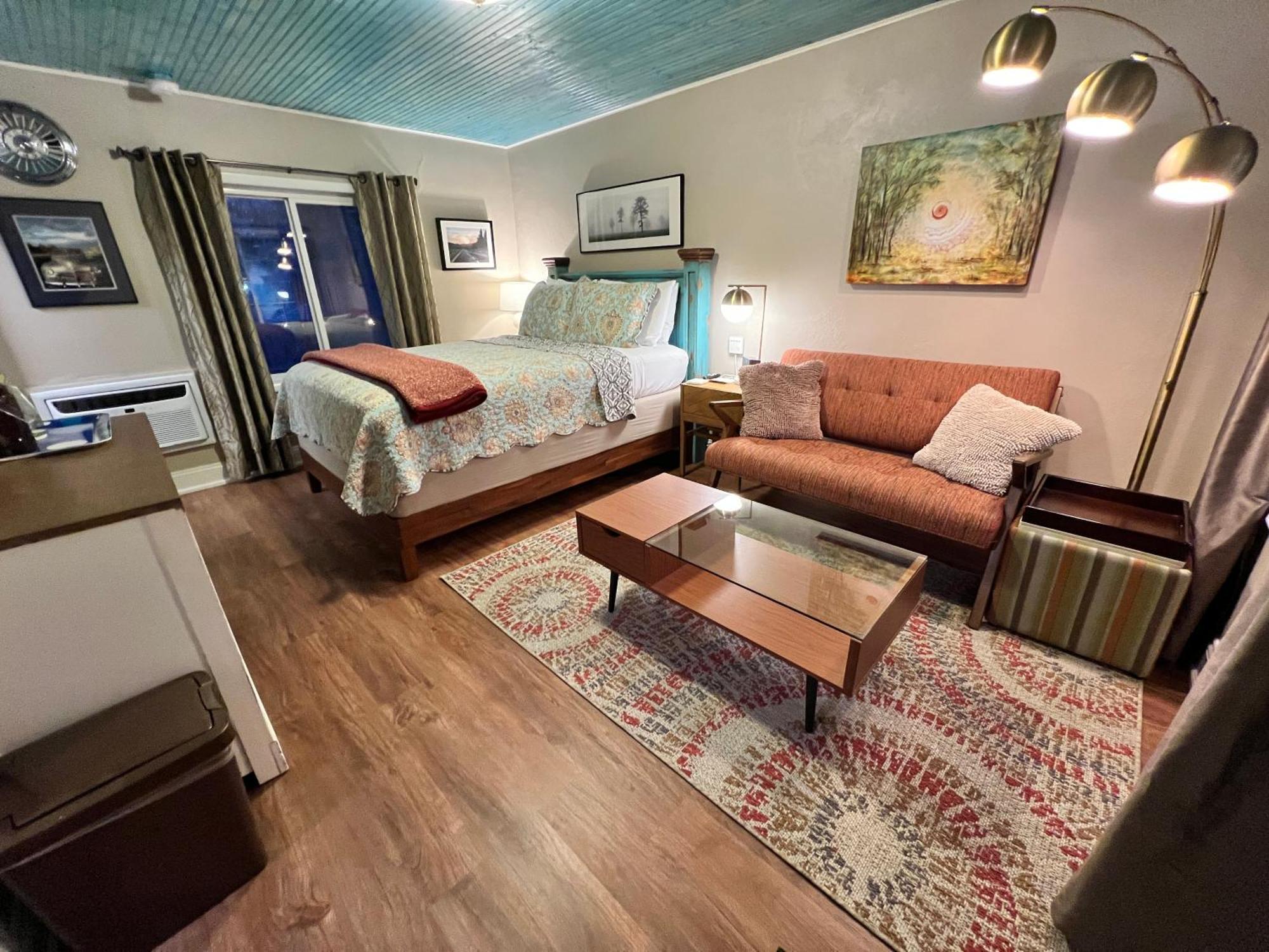Sherwood Court Cottages & Guest Rooms Eureka Springs Extérieur photo