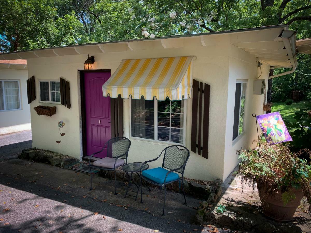 Sherwood Court Cottages & Guest Rooms Eureka Springs Extérieur photo